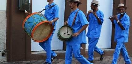 Banda Cabaçal São José, de Missão Velha, Ceará, durante a Festa de Santo Antônio